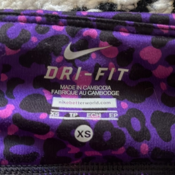 ❤️🔥 Nike Running 3/4 length leggings, size XS - Picture 3 of 8